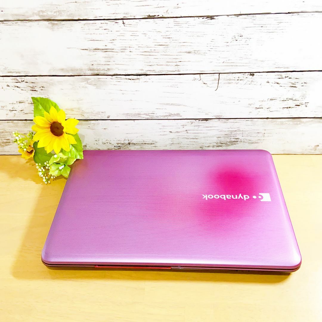 東芝(トウシバ)の【セール中】可愛いピンク❣すぐ使えるノートPC❣Corei7❣Dynabook スマホ/家電/カメラのPC/タブレット(ノートPC)の商品写真