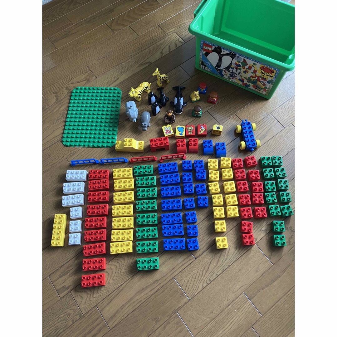レゴ デュプロ(レゴデュプロ)のLEGO レゴブロック　楽しいどうぶつえん　2356 キッズ/ベビー/マタニティのおもちゃ(積み木/ブロック)の商品写真