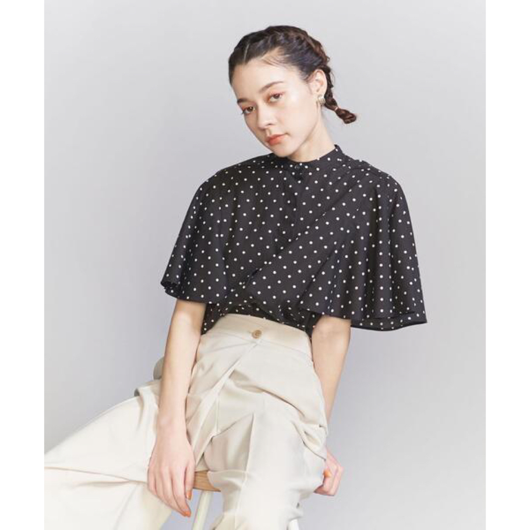 BEAUTY&YOUTH UNITED ARROWS(ビューティアンドユースユナイテッドアローズ)のドットブラウス レディースのトップス(シャツ/ブラウス(半袖/袖なし))の商品写真