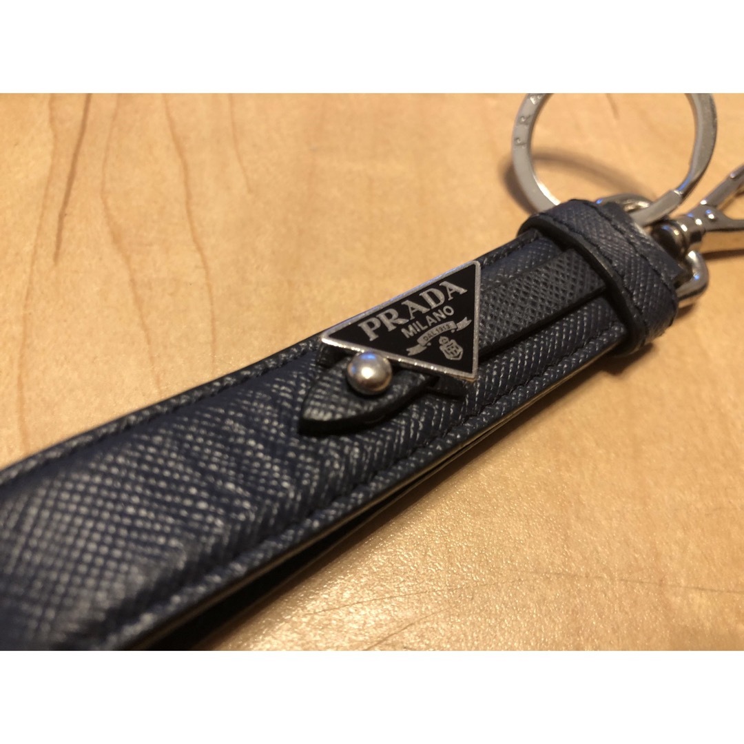 《セット出品》PRADA　キーホルダー ブルー＆レッド