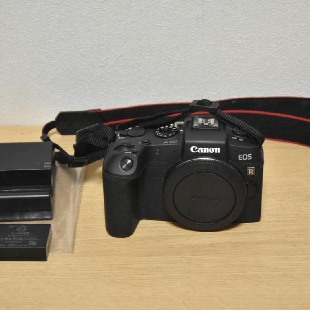 Canon EOS RP ボディ (純正バッテリー・充電器・ストラップ付)