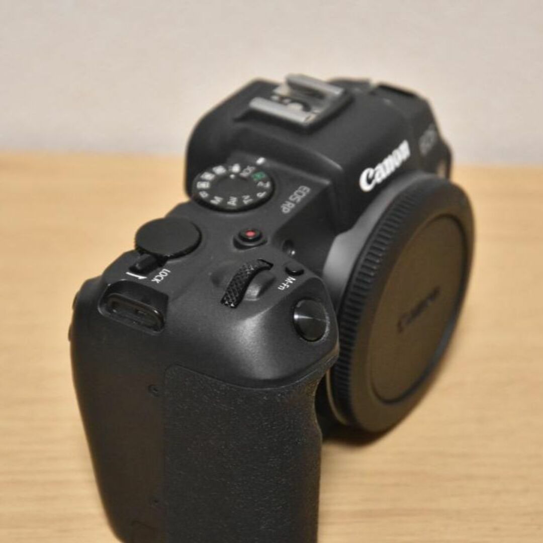 Canon EOS RP ボディ (純正バッテリー・充電器・ストラップ付)