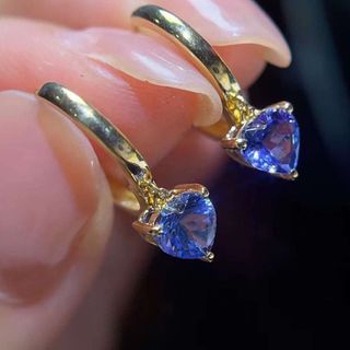 天然タンザナイト ピアス1ct k18 ¥の通販 by Rui｜ラクマ