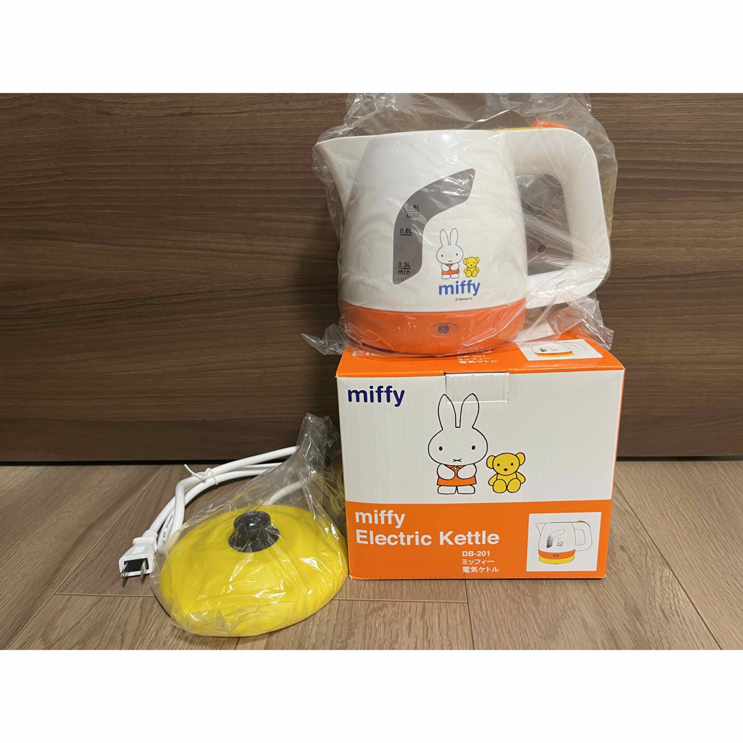 miffy 電気ケトル　0.8L スマホ/家電/カメラの生活家電(電気ケトル)の商品写真