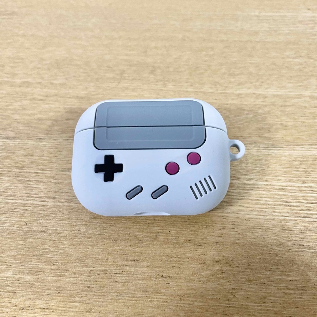 AirPods Pro ゲームボーイ風ケースとカラビナのセット スマホ/家電/カメラのスマホアクセサリー(モバイルケース/カバー)の商品写真