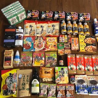 ハウスショクヒン(ハウス食品)の半額以下お得❣️おまけ付き‼️食品 まとめ売り 食品 詰め合わせ　セット(インスタント食品)