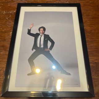 ワニブックス(ワニブックス)の中村倫也　 「THE やんごとなき雑談」ポストカード　新品　写真立て付(アート/エンタメ)