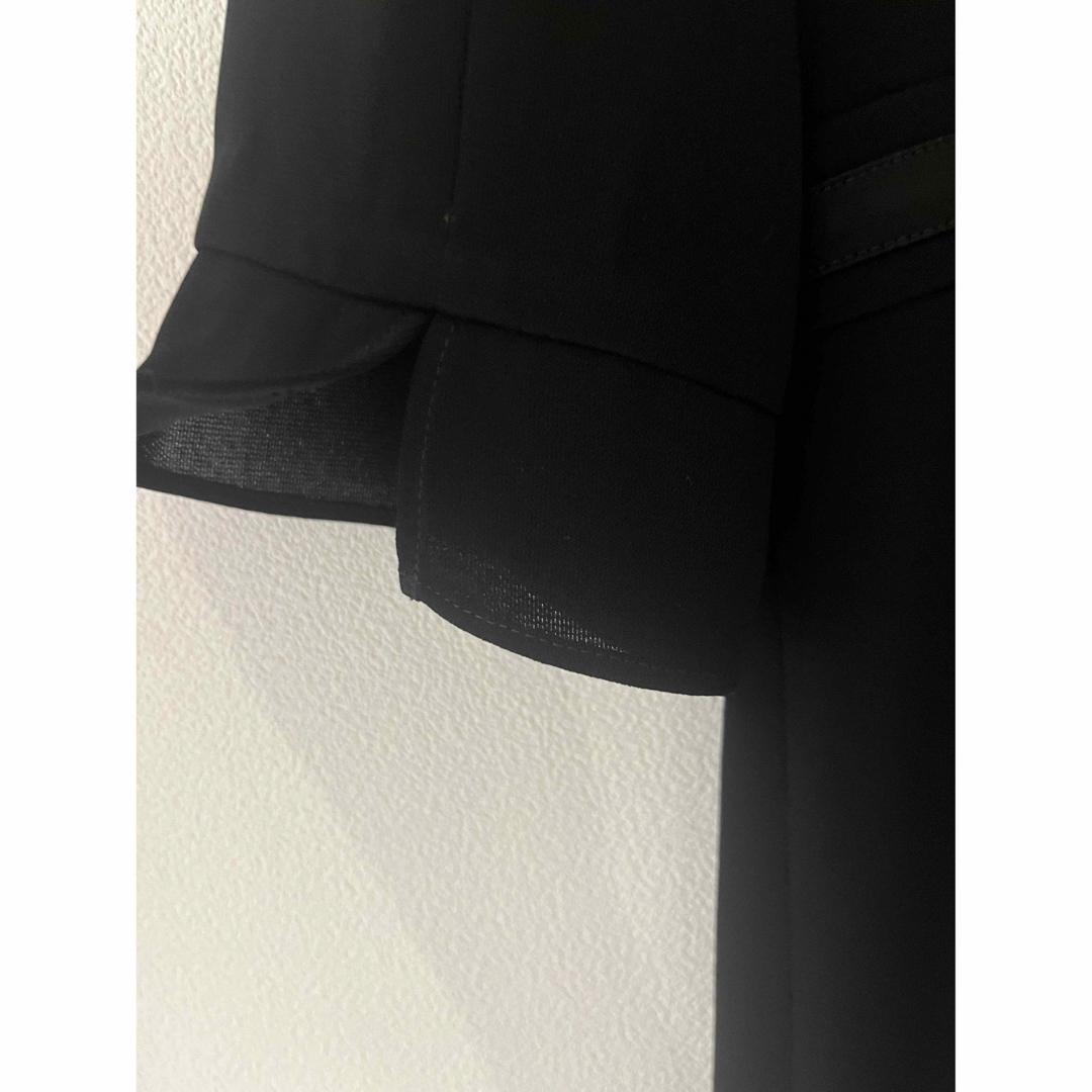 kumikyoku（組曲）(クミキョク)の未使用★組曲★ブラックフォーマル　ワンピース&ジャケットセット　Sサイズ レディースのフォーマル/ドレス(礼服/喪服)の商品写真