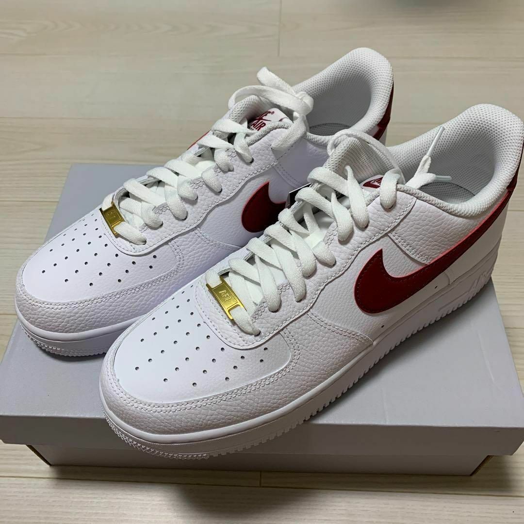 NIKE AIR FORCE 1 07 