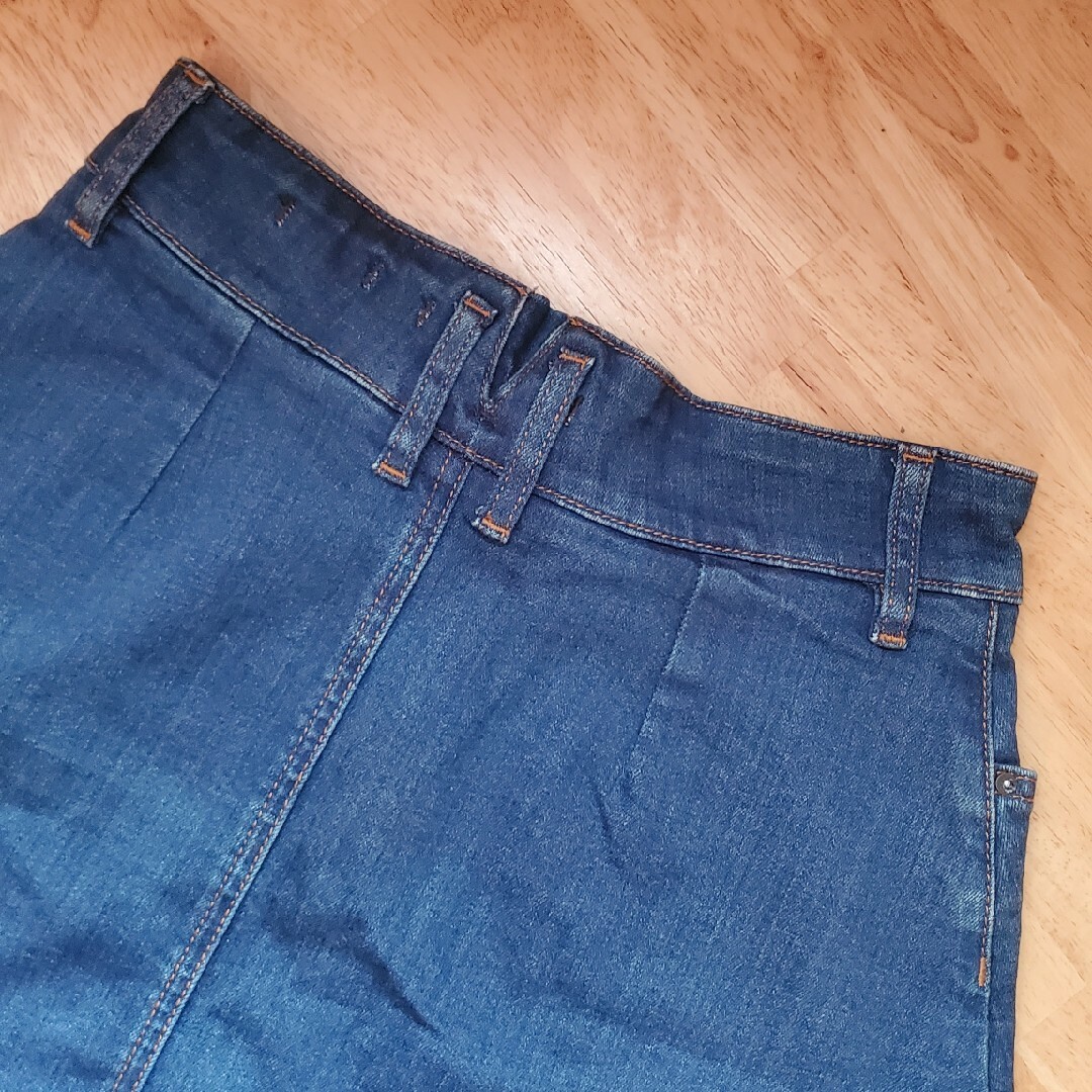 ZARA(ザラ)のザラウーマン ミニデニムスカート(XS)青  台形 レディースのスカート(ミニスカート)の商品写真