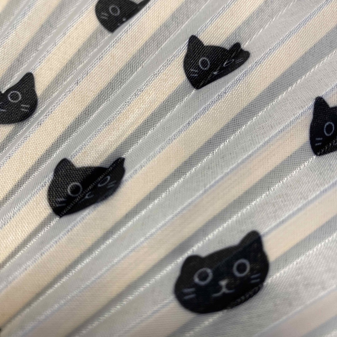 hana様　黒ネコの扇子 レディースの水着/浴衣(和装小物)の商品写真