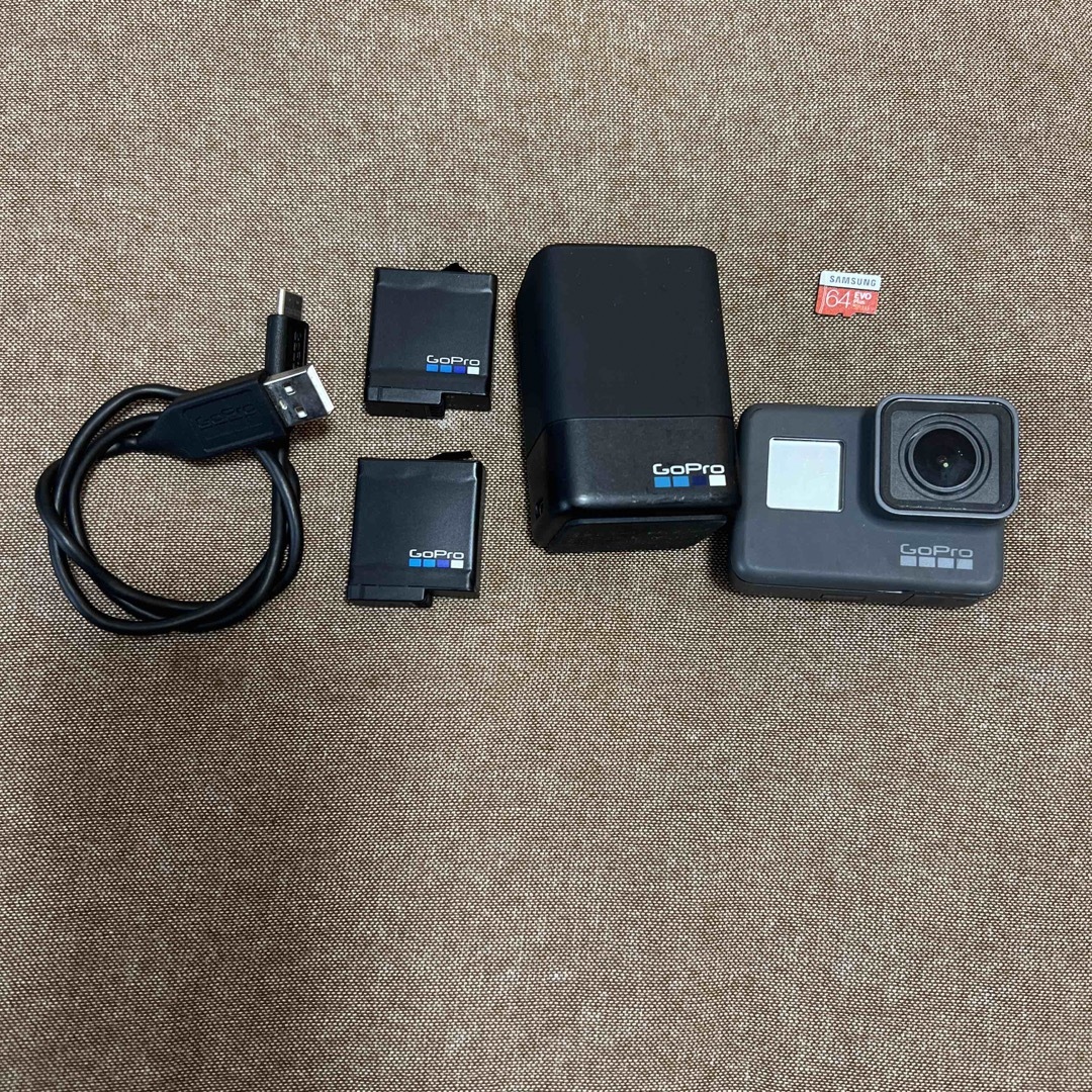 GoPro HERO5 本体　充電器　バッテリー　SDカード　セット