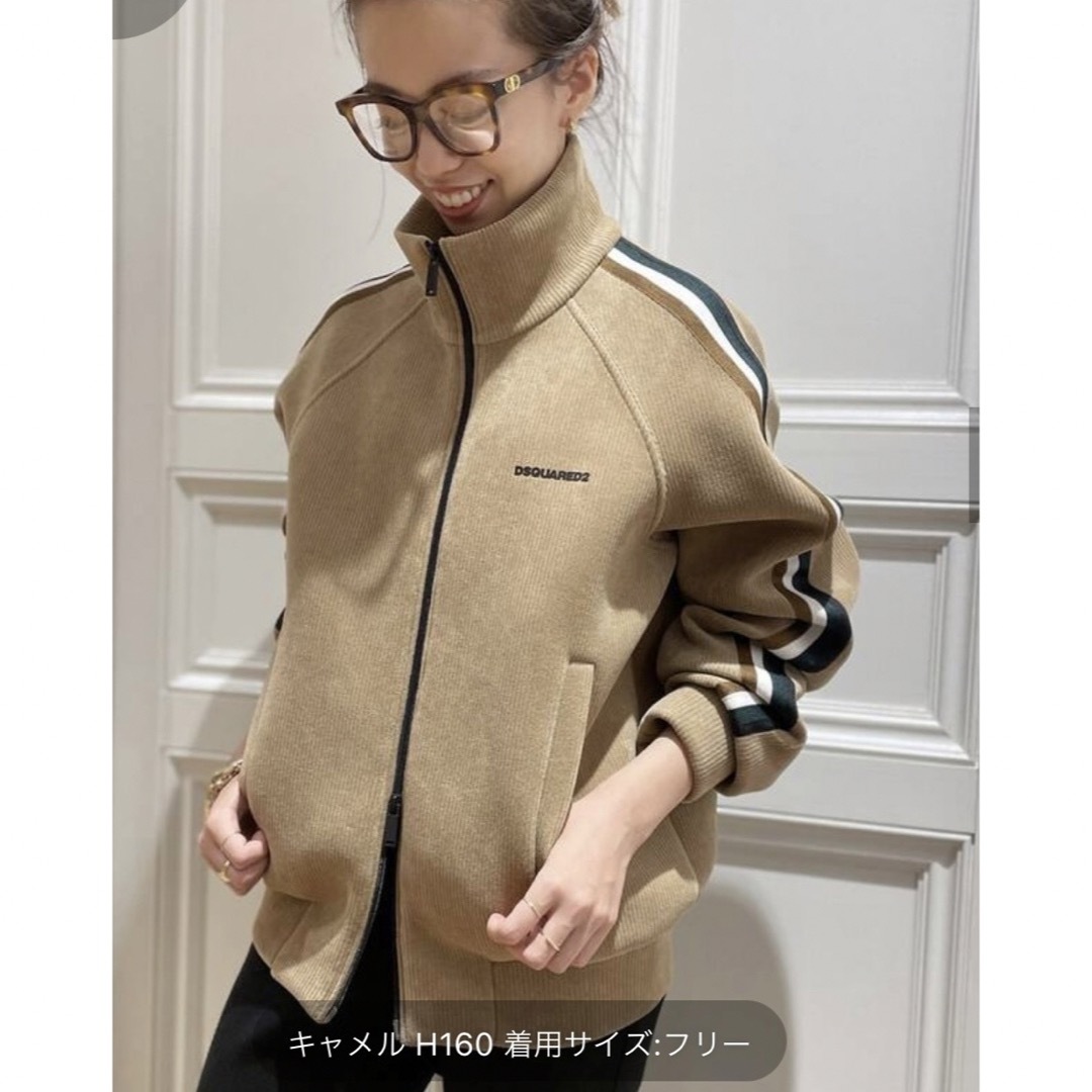 L'Appartement DEUXIEME CLASSE(アパルトモンドゥーズィエムクラス)の未着用タグ付き　dsquared2 ライントラックジャケット　アパルトモン  レディースのジャケット/アウター(ブルゾン)の商品写真