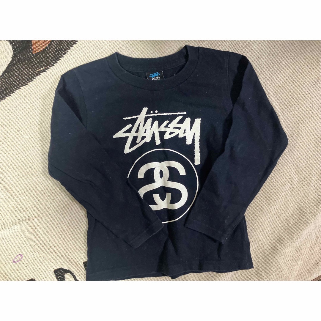 STUSSY(ステューシー)の冬物セール中　✳︎レア　stussy  110サイズ　トップス　ロンT キッズ/ベビー/マタニティのキッズ服女の子用(90cm~)(Tシャツ/カットソー)の商品写真