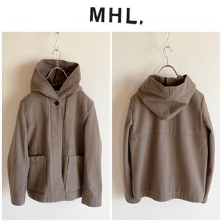 エムエイチエル(MHL.)のMHL ウール メルトン フード ジャケット ショート丈コート Ⅰ トープ(ダッフルコート)