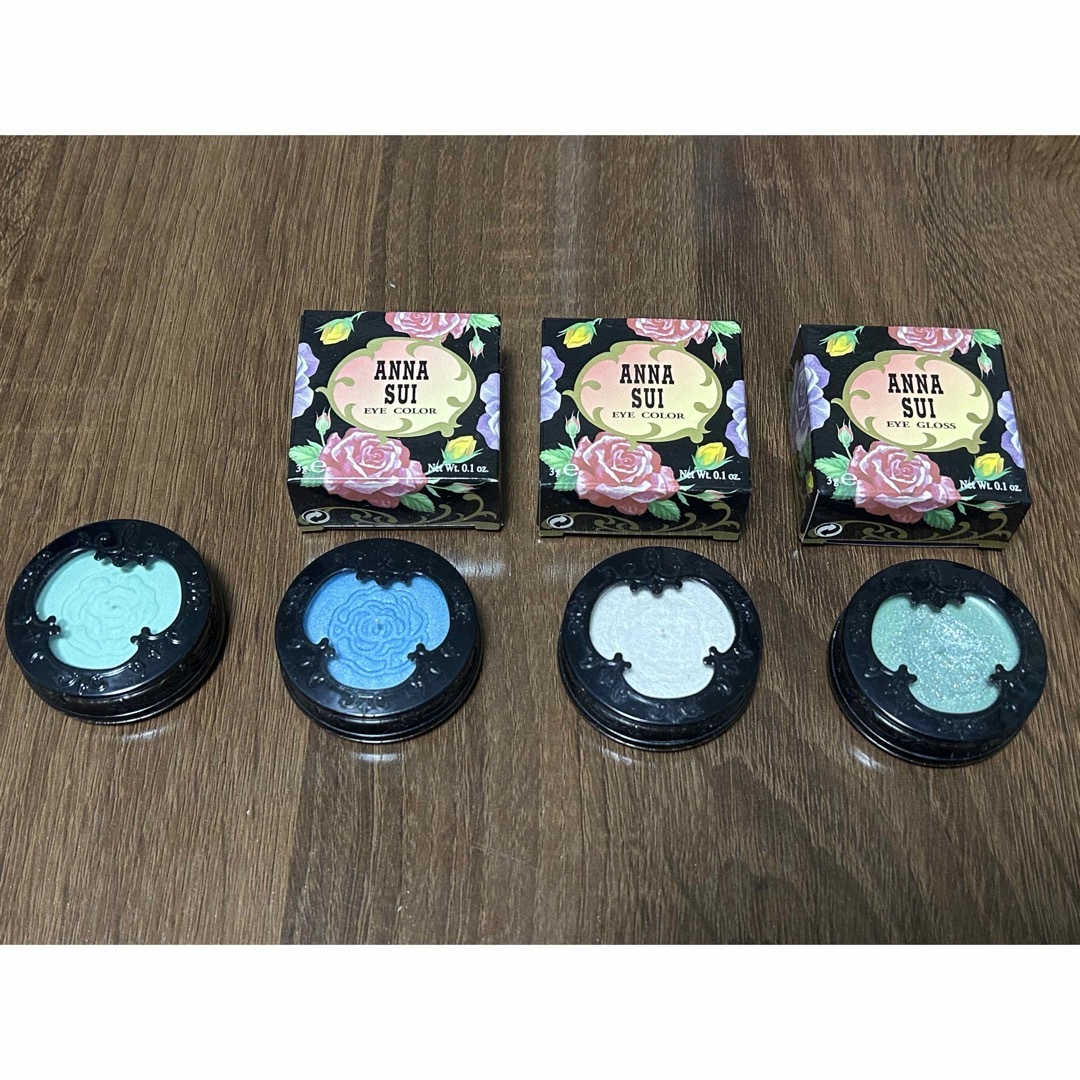 ANNA SUI(アナスイ)のアナスイ　アイカラー　アイグロス　4個 コスメ/美容のベースメイク/化粧品(アイシャドウ)の商品写真
