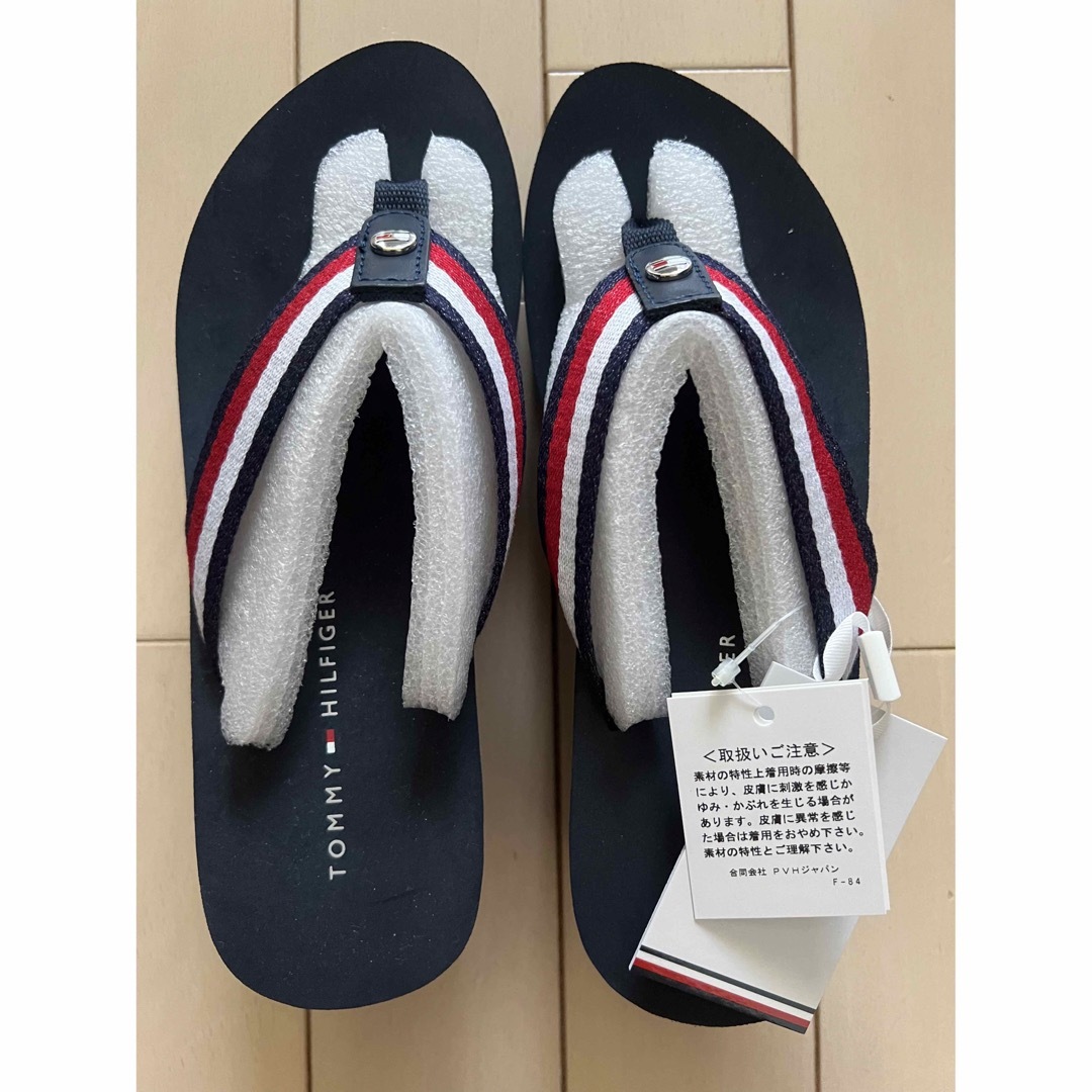 TOMMY HILFIGER(トミーヒルフィガー)のハワイサンダル　トミーヒルフィガー　ウエッジサンダル レディースの靴/シューズ(サンダル)の商品写真