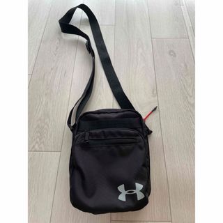 アンダーアーマー(UNDER ARMOUR)のショルダーバッグ(ショルダーバッグ)