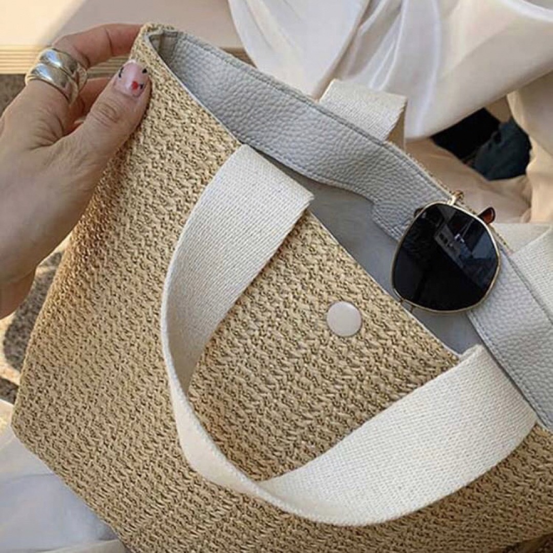 かごバッグ トートバッグ ホワイト 白 ハンドバッグ 小さめ 折りたためる 夏 レディースのバッグ(かごバッグ/ストローバッグ)の商品写真