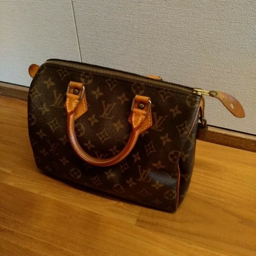 LOUIS VUITTON(ルイヴィトン)のルイ・ヴィトン　スピーディ　25 レディースのバッグ(ハンドバッグ)の商品写真