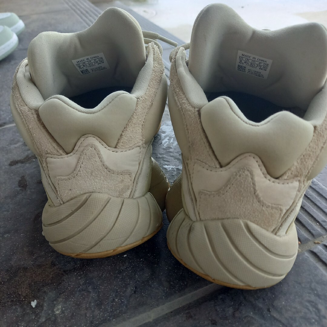 adidas　YEEZY 500 STONE 3