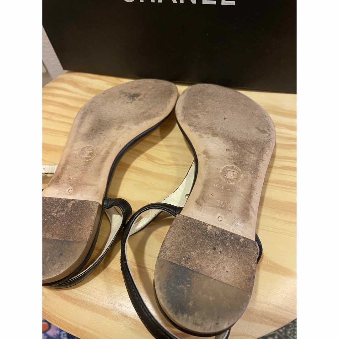 CHANEL(シャネル)のCHANEL シャネル  サンダル  トング　35.5サイズ レディースの靴/シューズ(サンダル)の商品写真