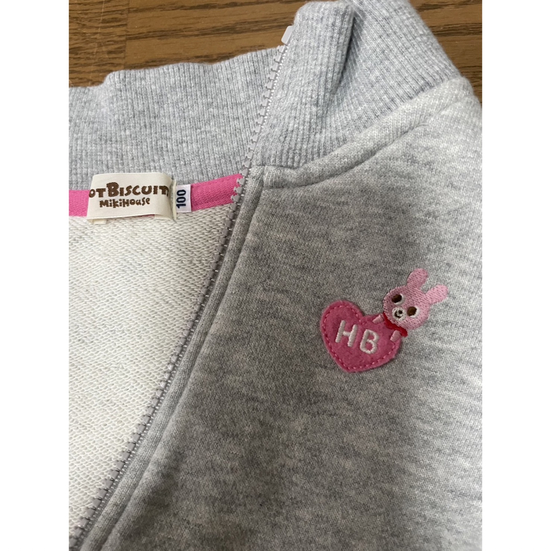 HOT BISCUITS(ホットビスケッツ)のホットビスケッツ　女の子用アウター キッズ/ベビー/マタニティのキッズ服女の子用(90cm~)(ジャケット/上着)の商品写真