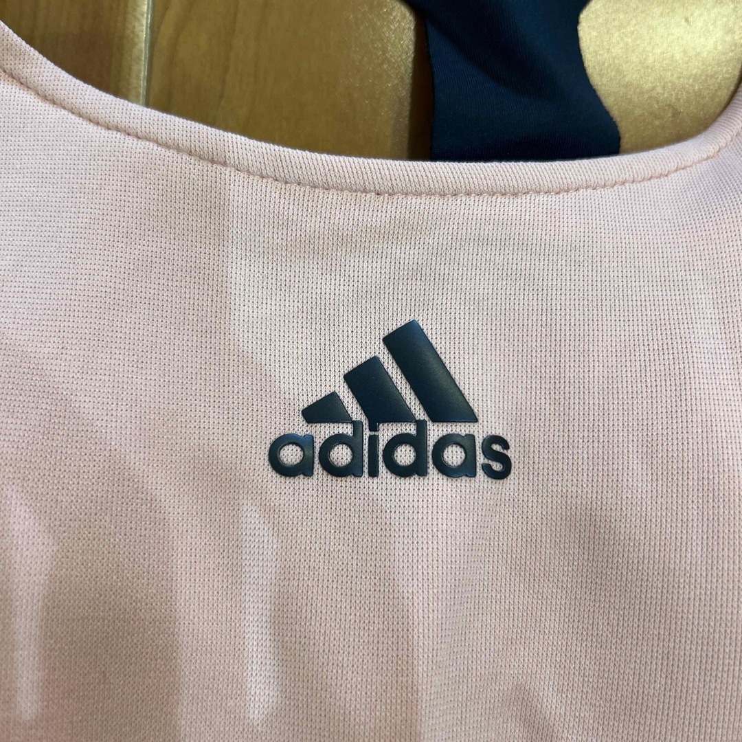 adidas(アディダス)の新品　アディダス　タンクトップ レディースのトップス(タンクトップ)の商品写真