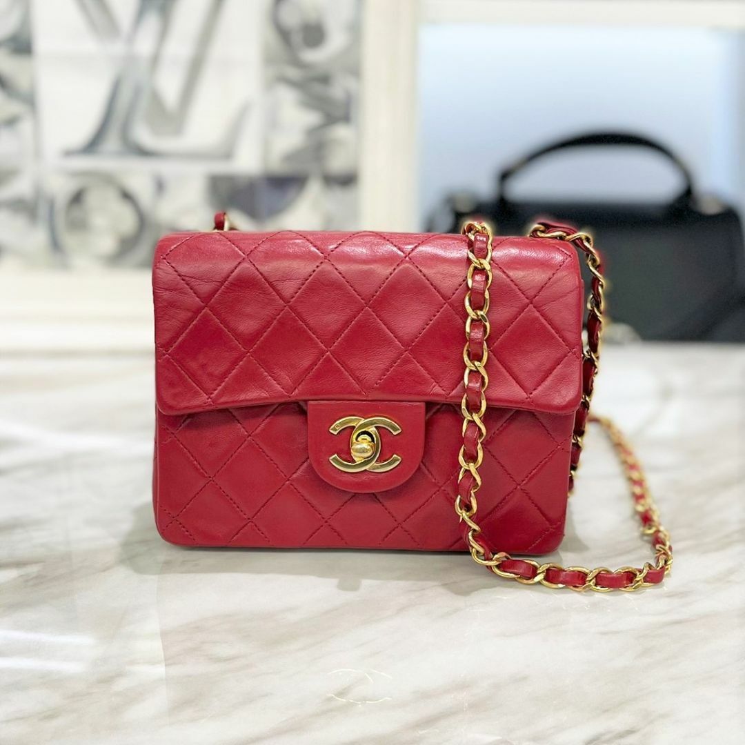 amabie_CHANEL買取店購入 CHANEL 巾着 バック　ポーチつき　赤　red ラムスキン