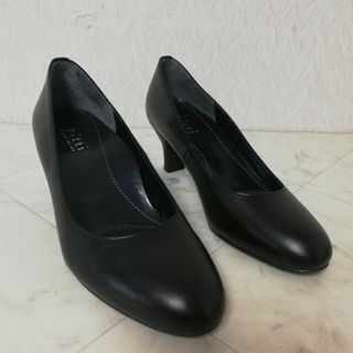 ピッティ(Pitti)の美品!!Pitti FEMININE ピッティ 本革パンプス 22cm(ハイヒール/パンプス)