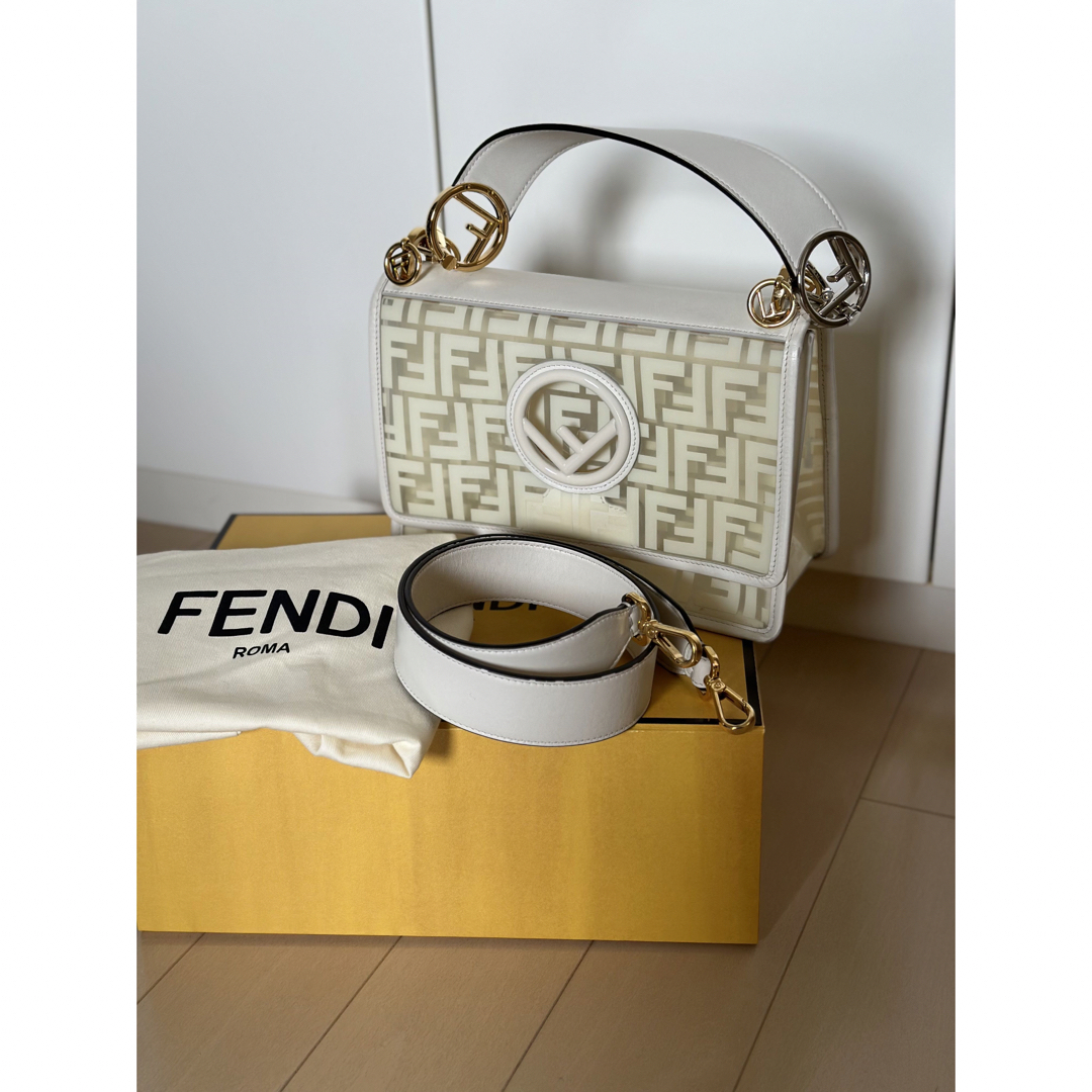 FENDI(フェンディ)のFENDI キャナイ エフ 2wayショルダーバッグ レディースのバッグ(ショルダーバッグ)の商品写真