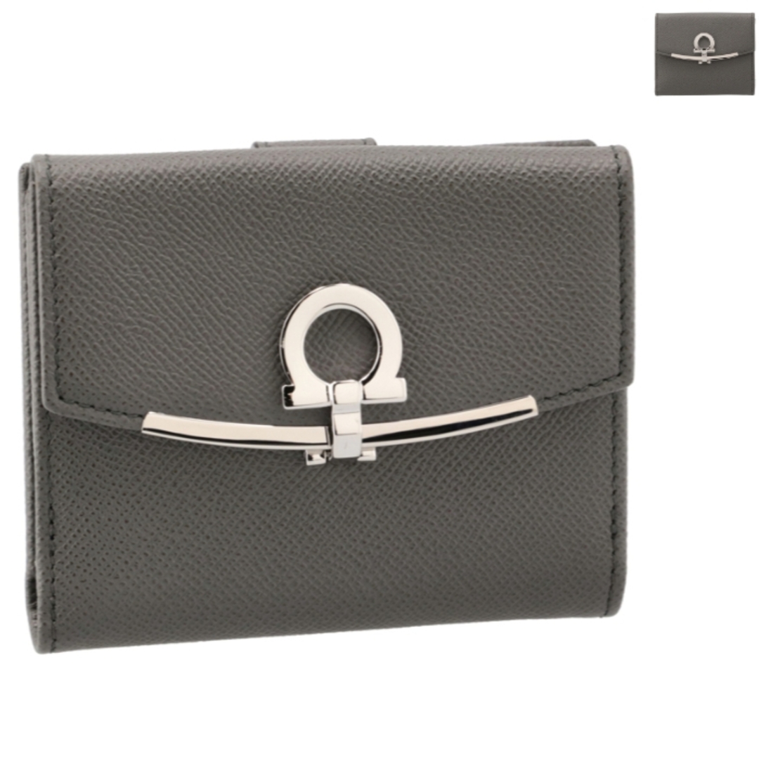 極美品✨フェラガモ　ミニ財布　三つ折り　ガンチーニ　クロージャー　黒　　金具