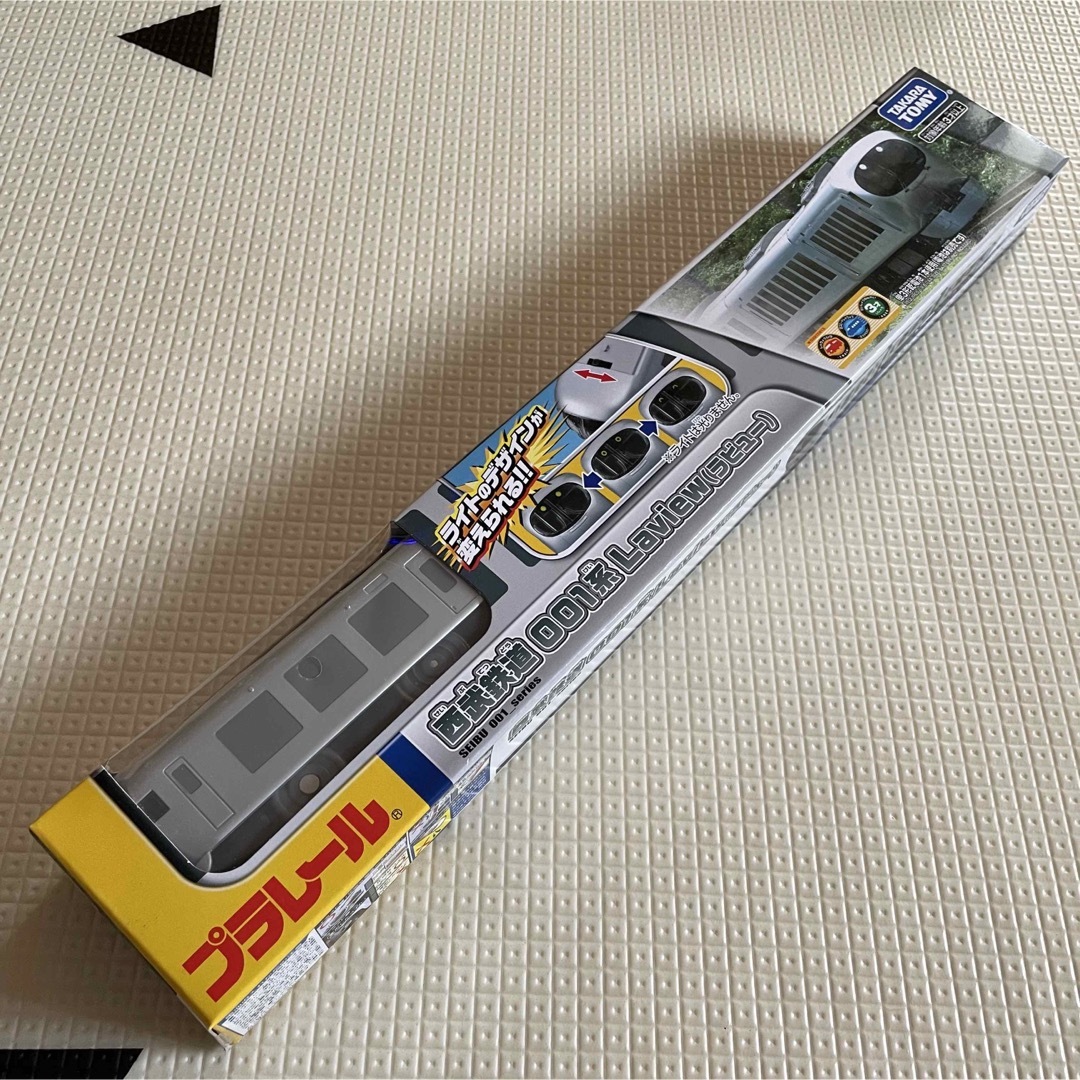 プラレール　S-19 西武鉄道　001系　Laview ラビュー　絶版品