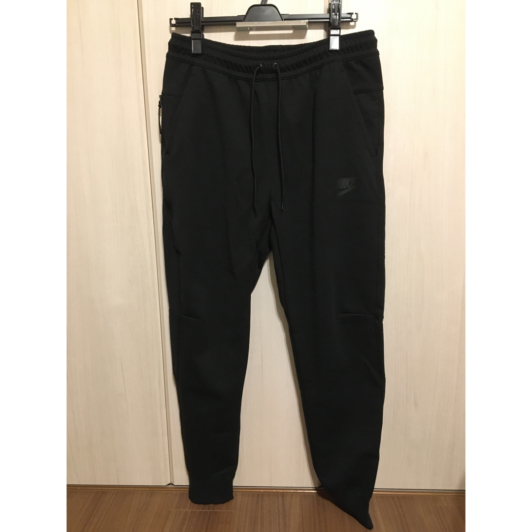 新品・未使用　NIKE Slim Fitパンツ