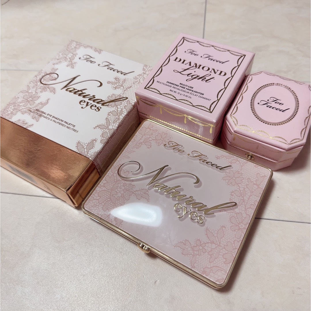 Too Faced(トゥフェイス)のトゥーフェイスド　アイシャドウ　パレット　ハイライト　2点セット コスメ/美容のベースメイク/化粧品(アイシャドウ)の商品写真