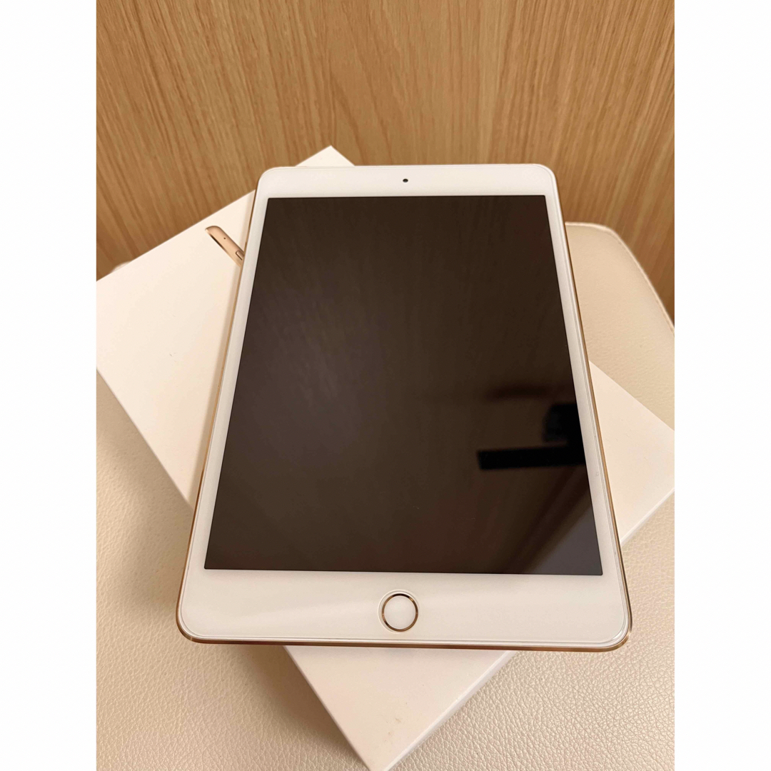 iPadmini4 128GB GOLD セルラーモデル docomoSIM