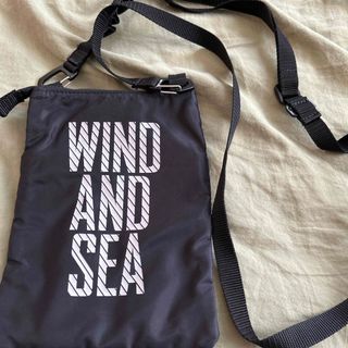 ウィンダンシー(WIND AND SEA)のWIND AND SEA ショルダーバッグ 激レア 正規品 使用数回 15000(ショルダーバッグ)