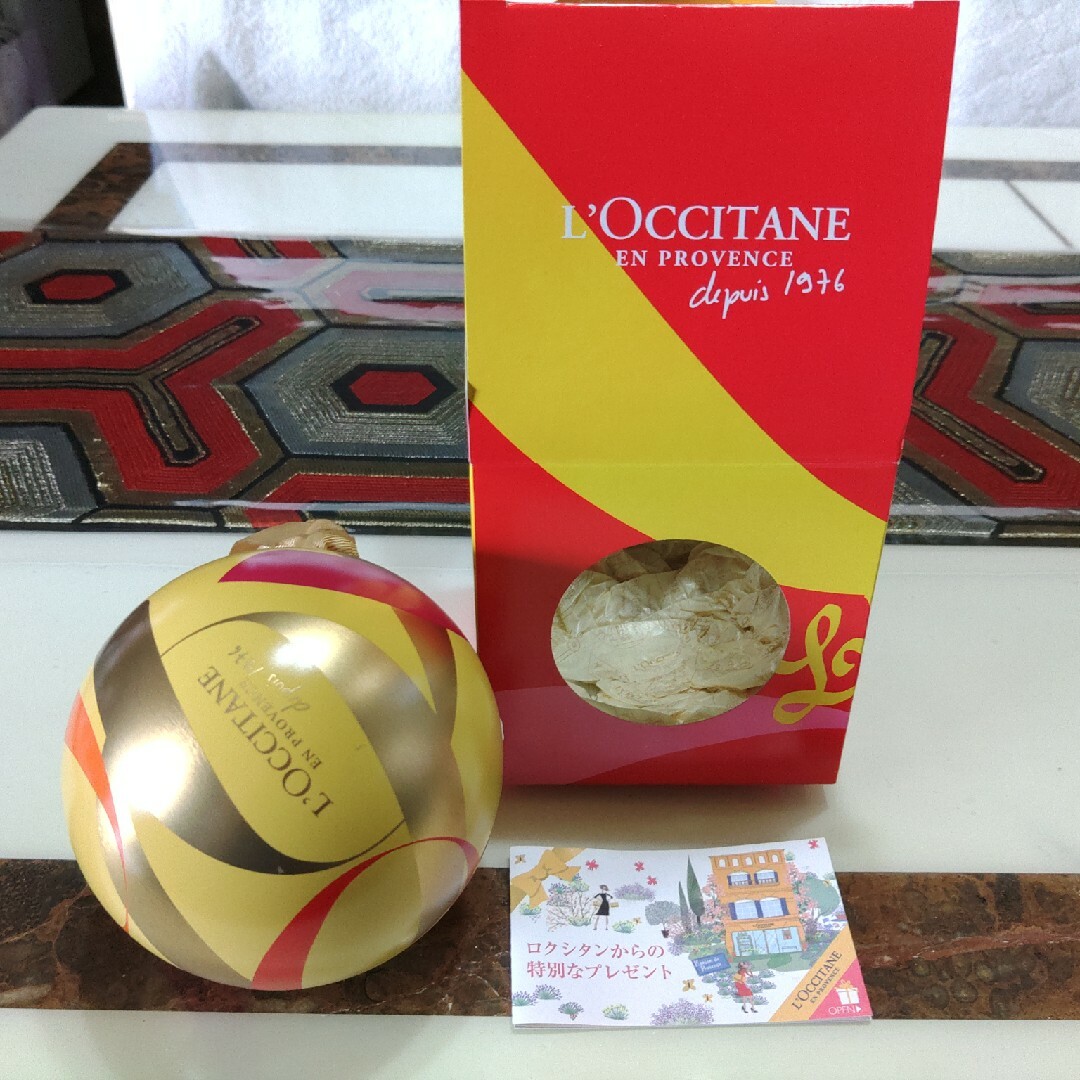 L'OCCITANE(ロクシタン)のロクシタン　クリスマスオーナメントセット　L'OCCITANE　ハンドクリーム コスメ/美容のボディケア(ハンドクリーム)の商品写真