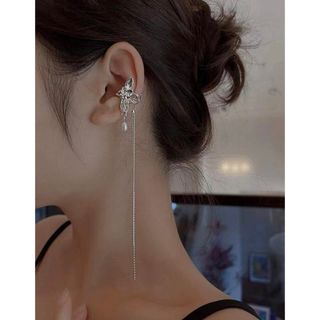 アパルトモンドゥーズィエムクラス(L'Appartement DEUXIEME CLASSE)の【Design butterfly ear cuff】#045(イヤーカフ)