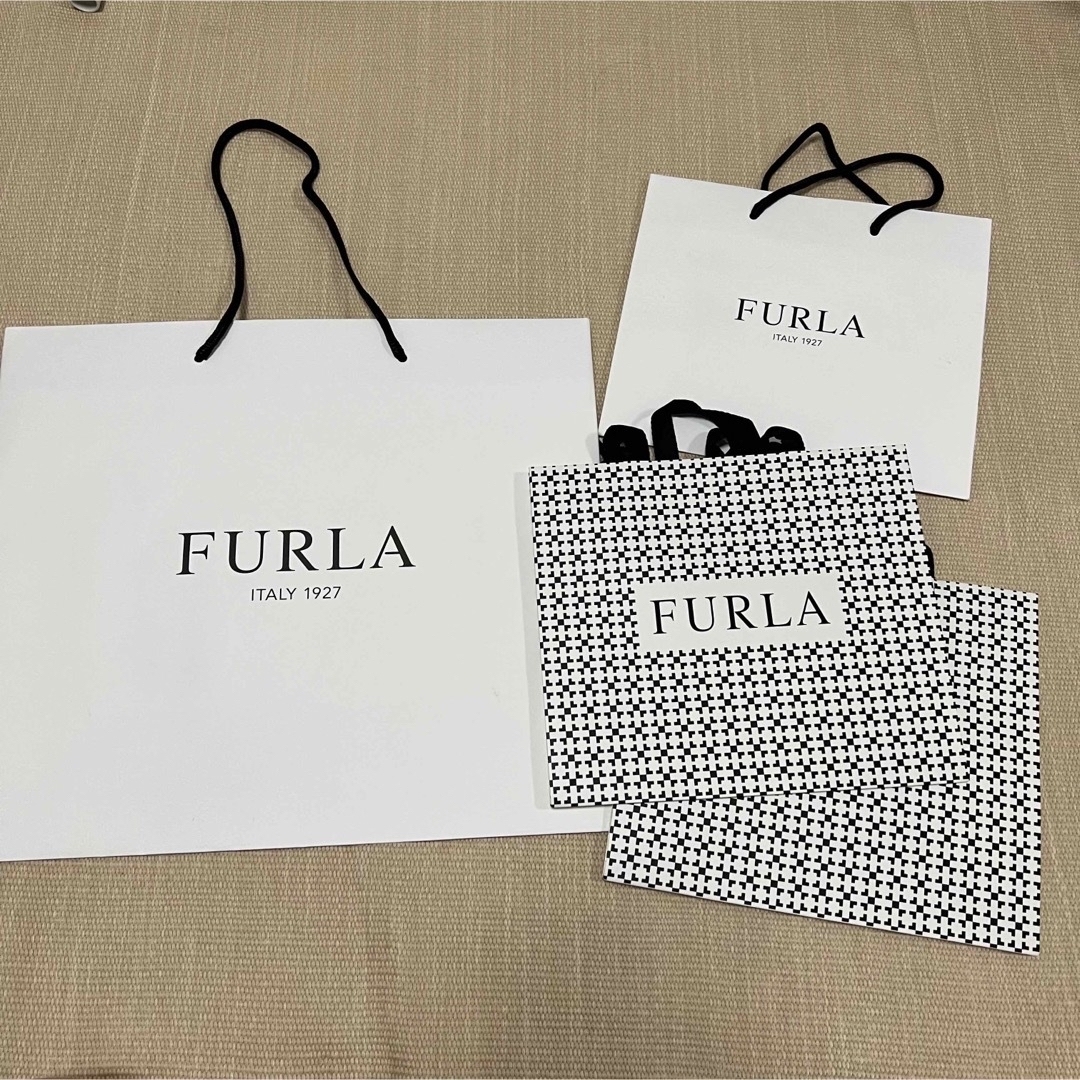 Furla(フルラ)のFURLA 2枚ショップ袋まとめ売り レディースのバッグ(ショップ袋)の商品写真