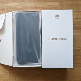 ファーウェイ(HUAWEI)の【新品】スマートフォン　本体　HUAWEI P20 lite(スマートフォン本体)