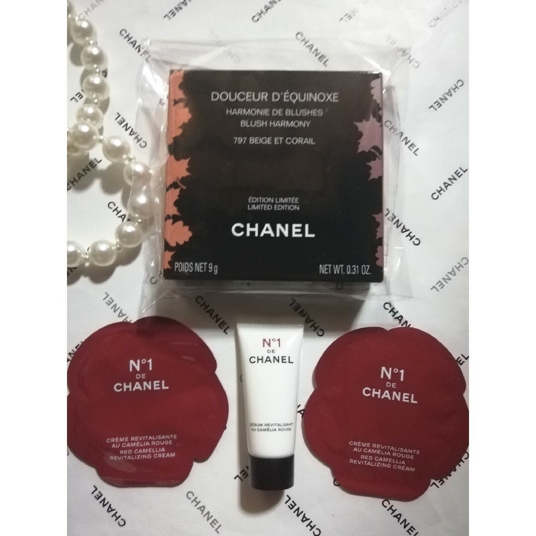 CHANEL(シャネル)の【特別限定品】CHANELドゥス―ルデキノックス#797【新品】付属品7点付 コスメ/美容のベースメイク/化粧品(チーク)の商品写真