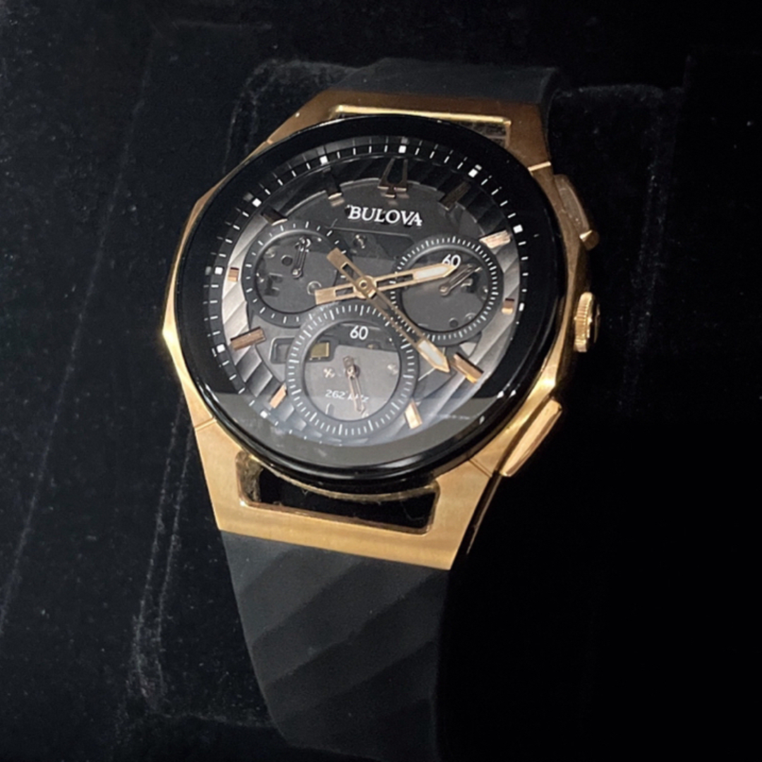 【美品】BULOVA CURV ブローバ　カーブ