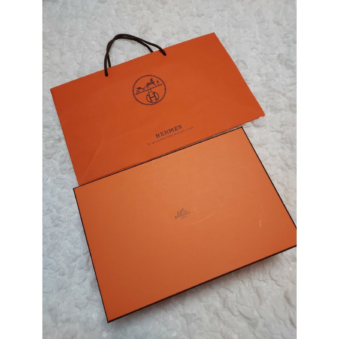 HERMES エルメス 空箱 ほどく ショップバッグ リボン HERMES エルメス 空箱 ほどく ショップバッグ リボン