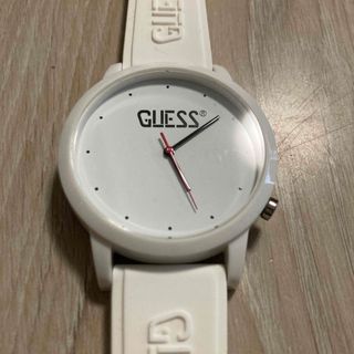 ゲス(GUESS)のGUESS 腕時計　白(腕時計(アナログ))