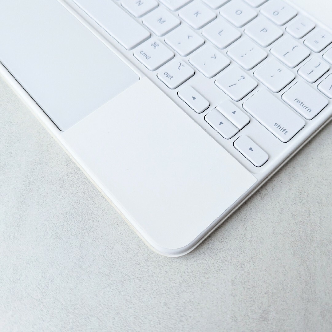 Apple   インチ iPad Pro用 Magic Keyboard ホワイト 英語配列の通販