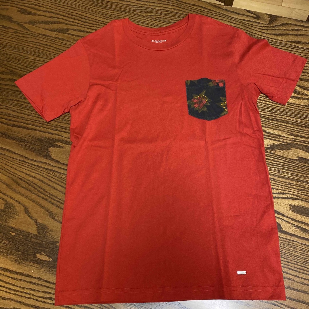 COACH(コーチ)のCOACH コーチ　Tシャツ メンズのトップス(Tシャツ/カットソー(半袖/袖なし))の商品写真