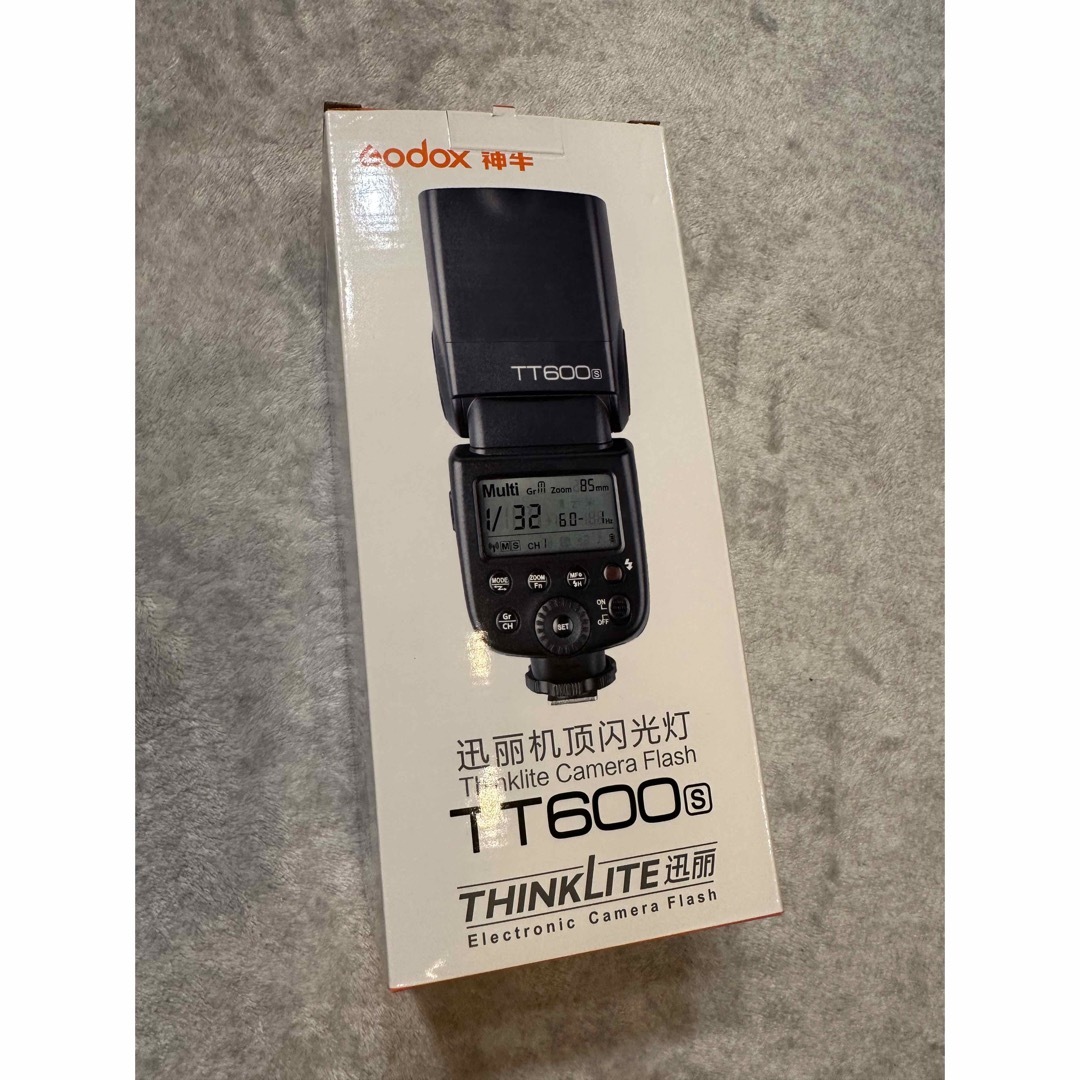 SONY(ソニー)のGODOX TT600s　ストロボ　SONY ほぼ新品 スマホ/家電/カメラのカメラ(ストロボ/照明)の商品写真