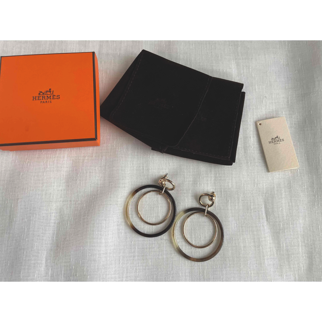 エルメス　Hermes アミュレット　ループ　ピアス　バッファローホーンのサムネイル