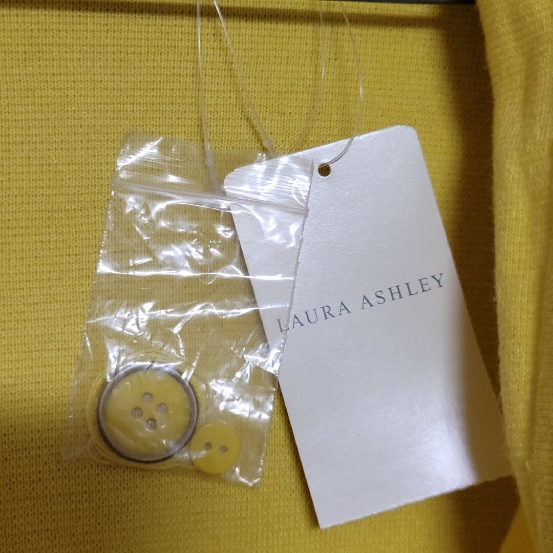 LAURA ASHLEY(ローラアシュレイ)のLサイズ ローラアシュレイ LAURA ASHLEY 黄色いジャケット レディースのジャケット/アウター(テーラードジャケット)の商品写真